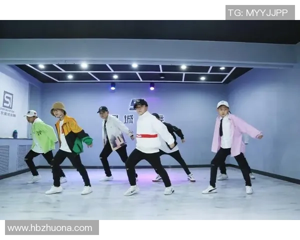 街舞热潮下的北京街舞队个人能力全景解析与发展探讨 街舞热潮下的北京街舞队个人能力全景解析与发展探讨